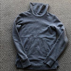 Cozy high neck lululemon sweatshirt!